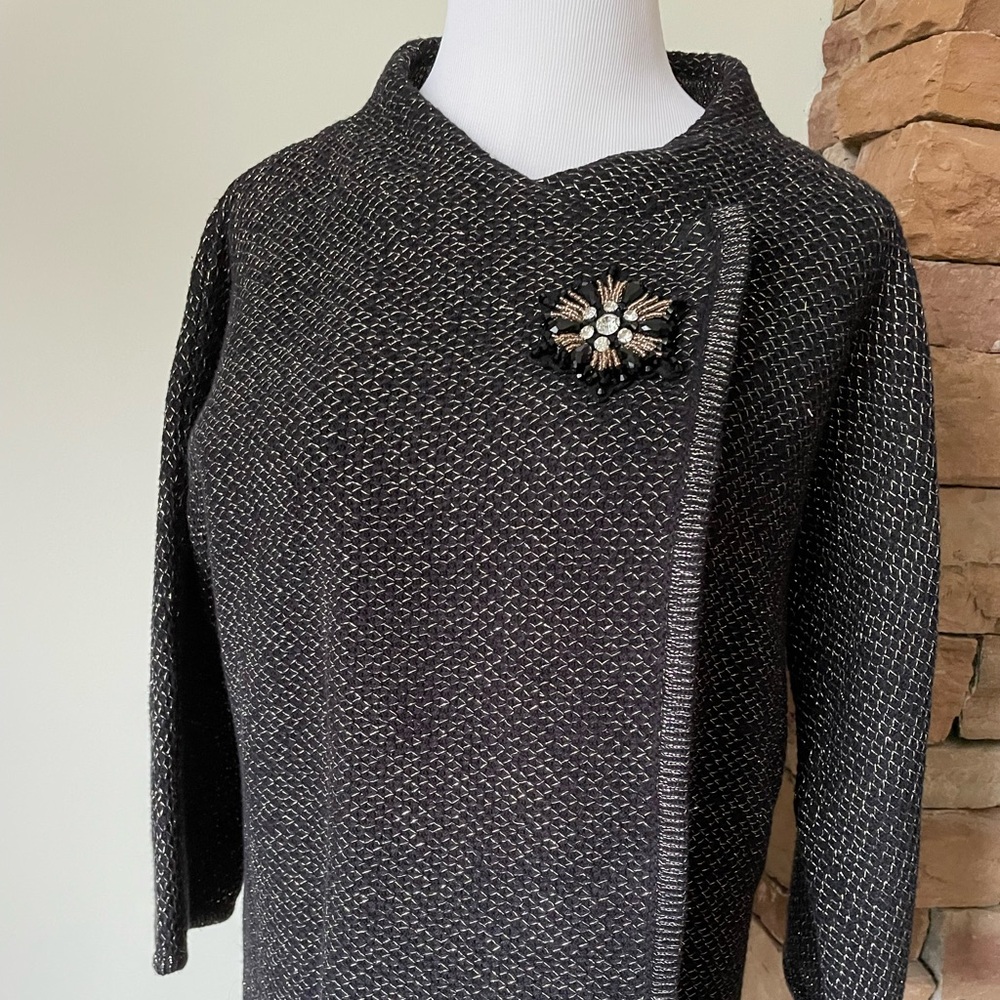 Black and gold dress jacket, size L